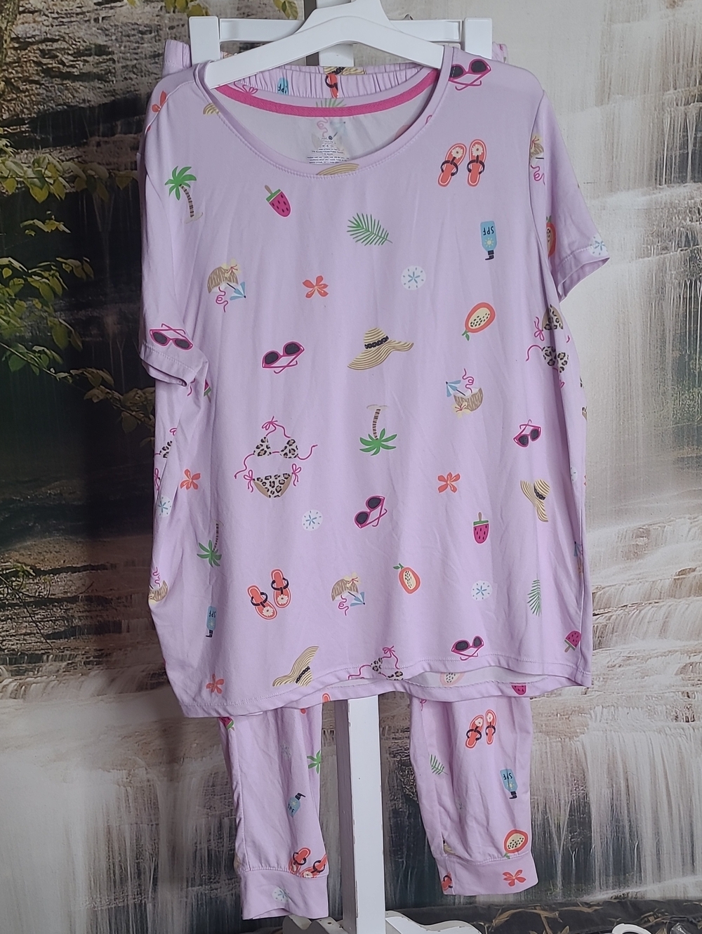 Secret Treasures Womens Medium Lavender Beach Print Pajama Pants & Top Set